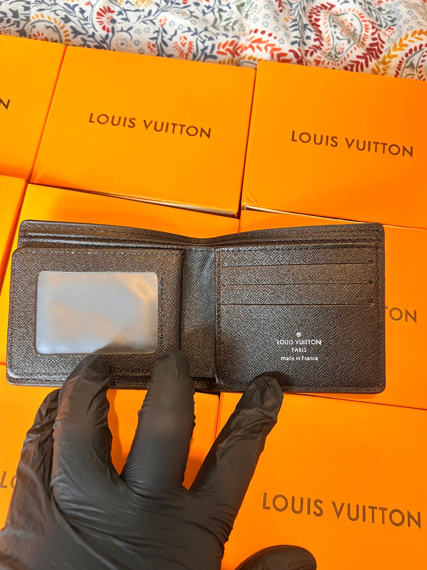 Black pressure Wallet With Box