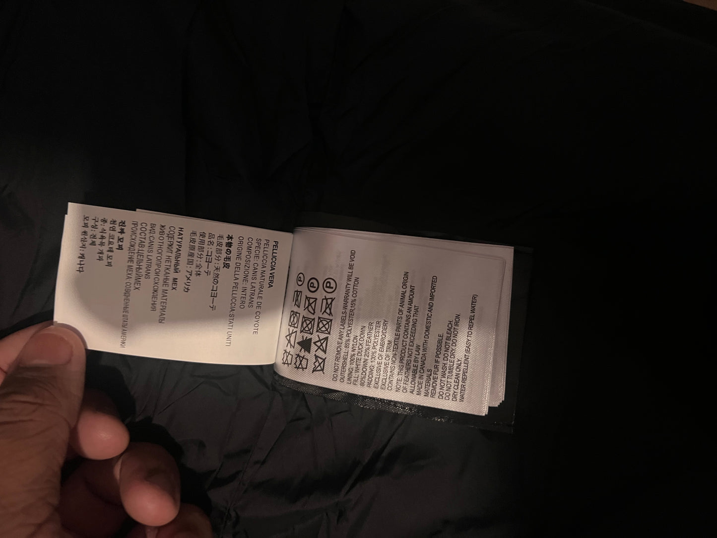 C goose Puffer black badge with fur