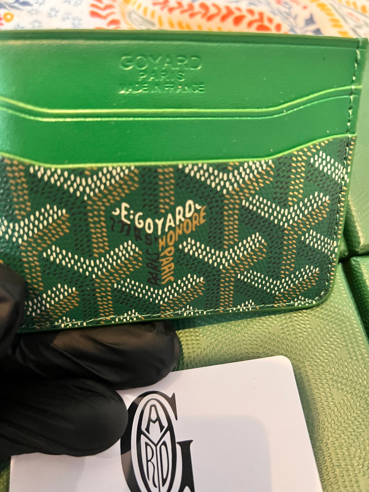 Green G yard cardholder