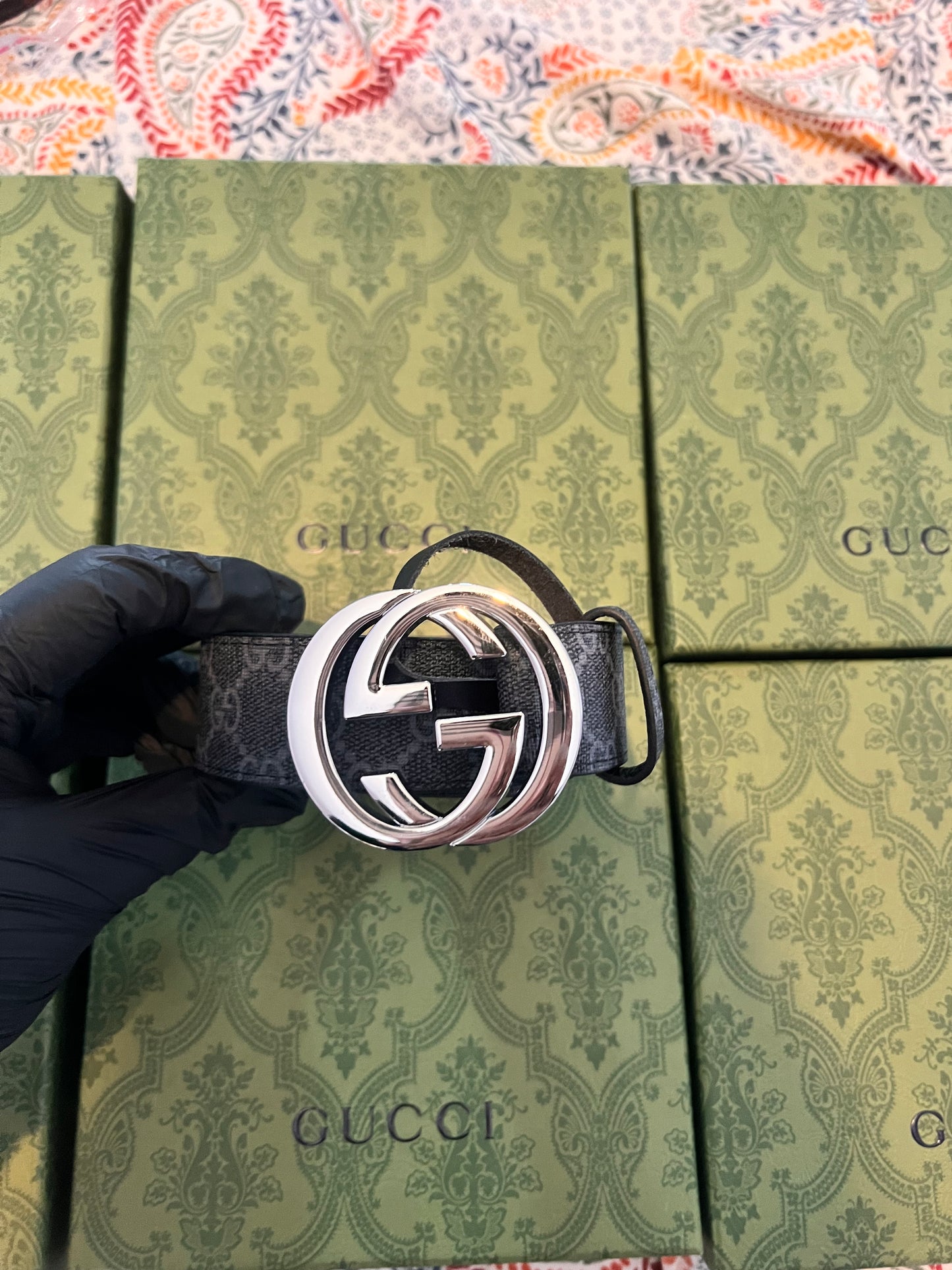 White G buckle belt with box