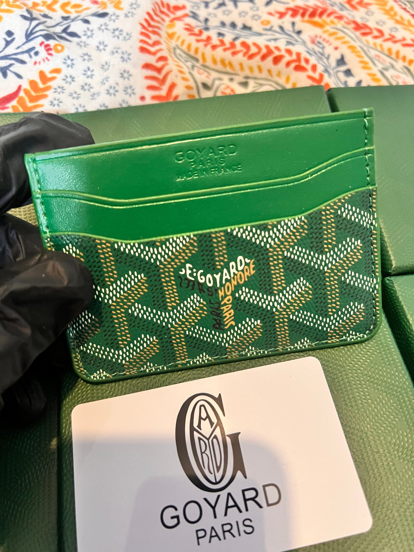 Green G yard cardholder