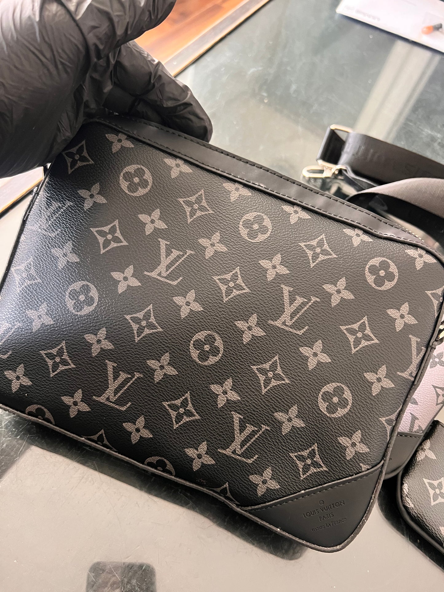 L trio grey and black with out small wallet